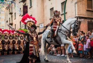 Moros y Cristianos de Elche