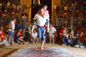 Paso del Fuego y Las Móndidas de San Pedro Manrique